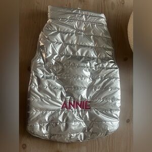 NWOT Mark & Graham Quilted Dog Puffer Lg “Annie”